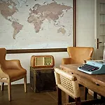 America Hotel 4*