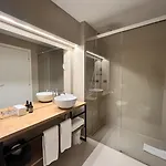 America 4*